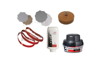 Schuumaterialen en accessoires zoals carbon schuurblokjes, caramel schijven, mirka lakvijl, prepping paste en controlepoeder.